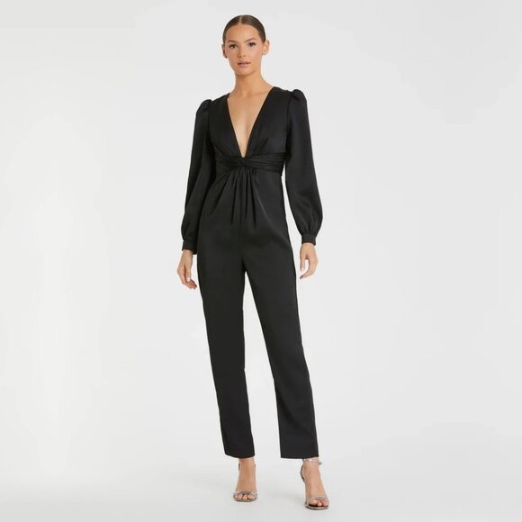 NWT Mac Duggal Long Sleeve Ruched Plunging Neck Jumpsuit Black 6 #A0189 - Picture 1 of 10